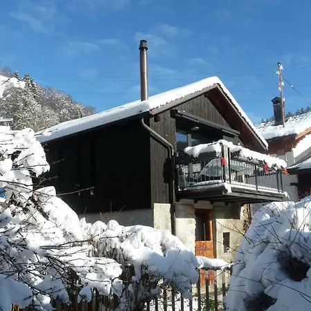 La Petite Grange فيلرز سور اولون